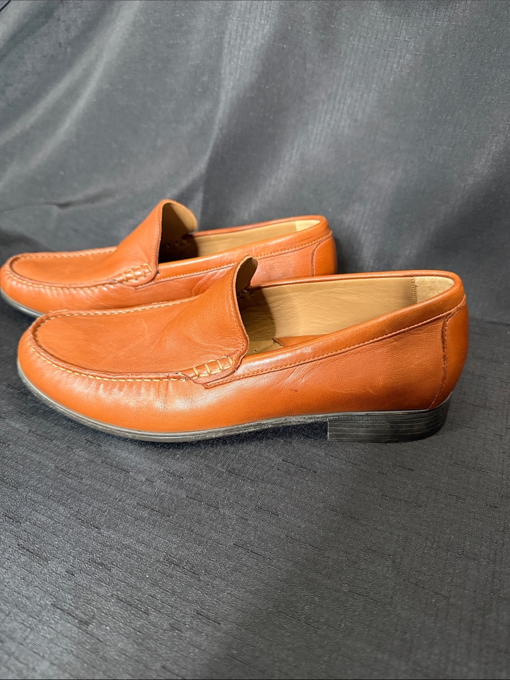 Johnston & Murphy Men's Leather Slip-On Loafers in Cognac Brown Sheepskin Size 8